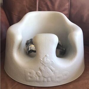 Bumbo Floor Seat with buckle up seat belt